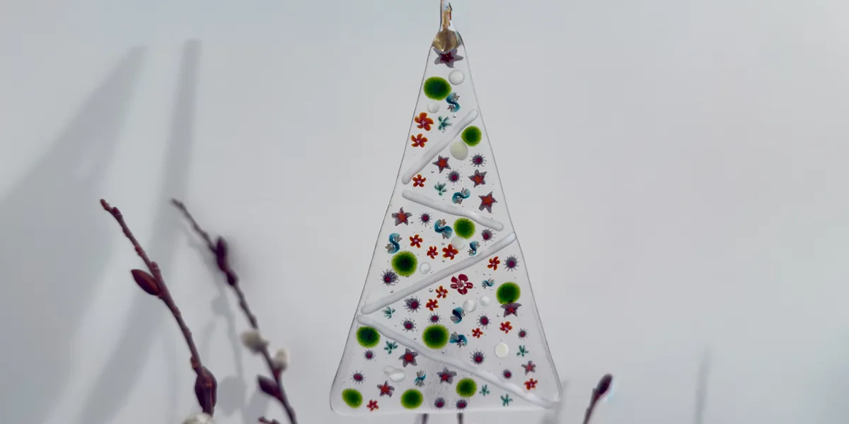 Make your Own Glass Christmas Tree Ornament (Kid Friendly!)