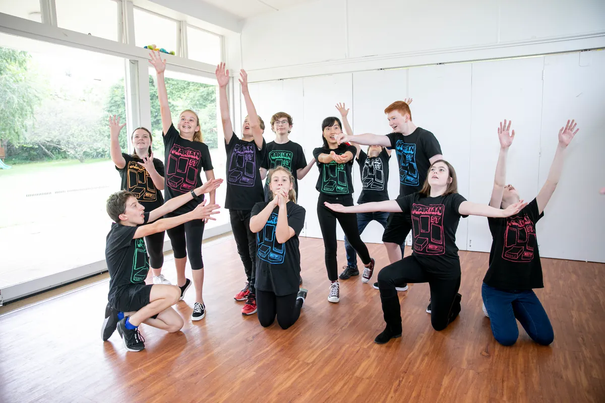 TERM 4 Drama: TEENS Years 7-12 Mondays: KILLARA (8 Classes)