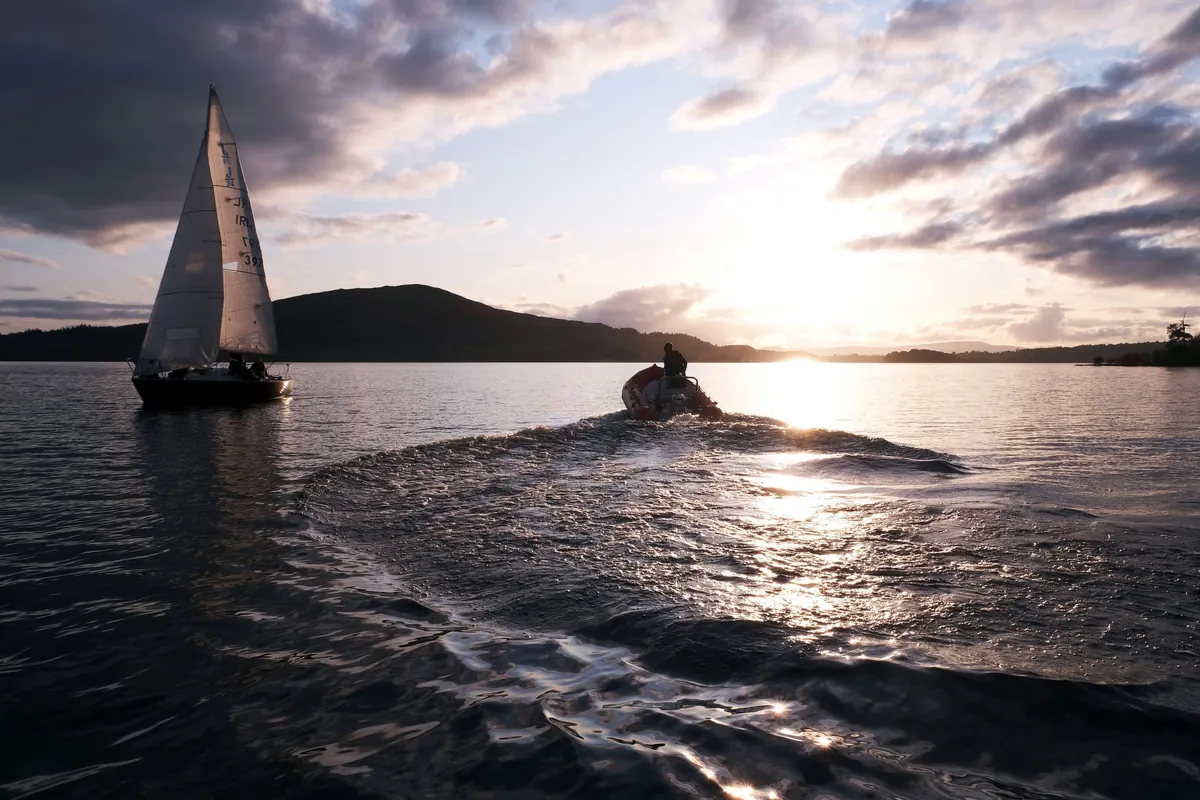 Intro to Powerboats | 1 Day | FairWinds.ie | APR 8