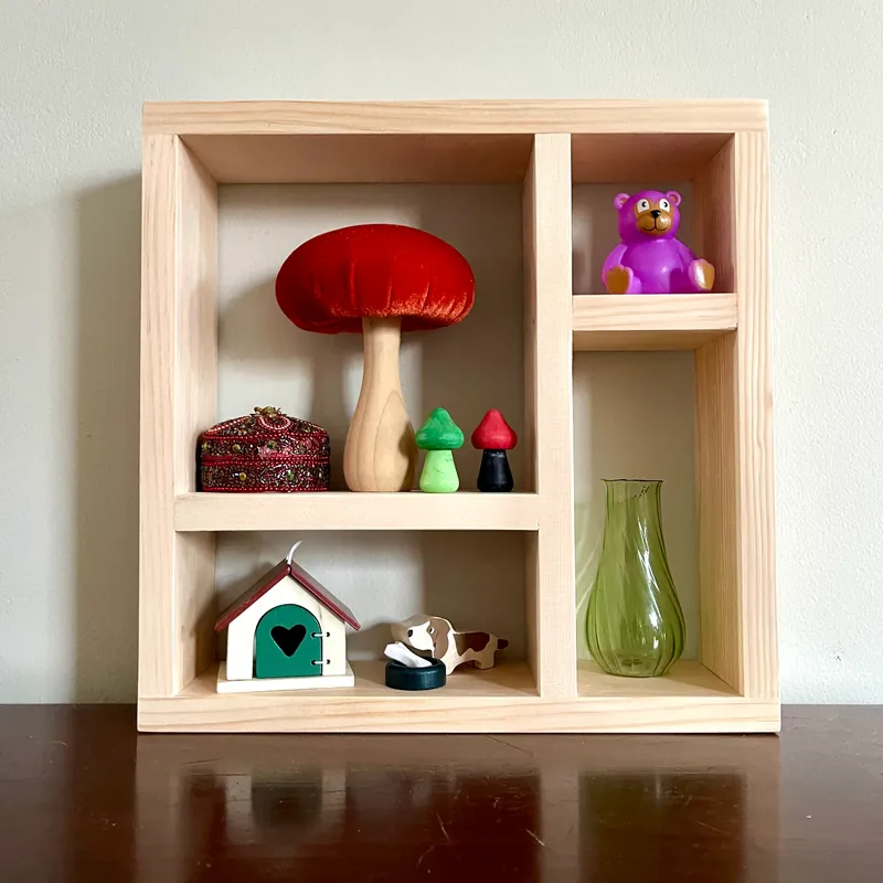 Young Builders: Display Cube