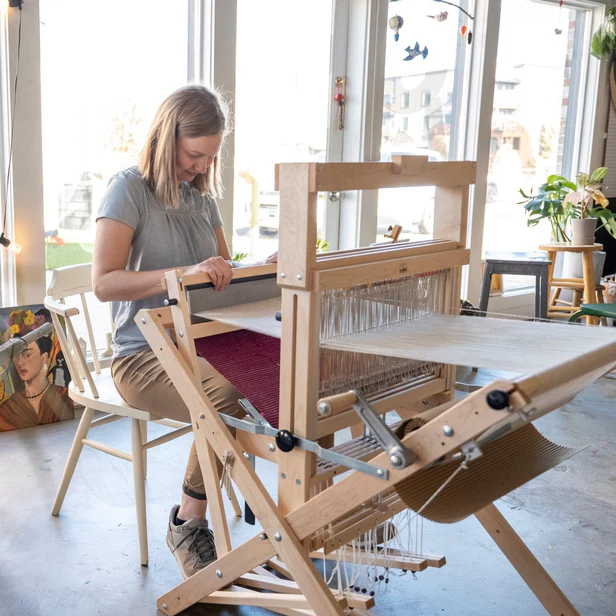 SPRING BEGINNING WEAVING