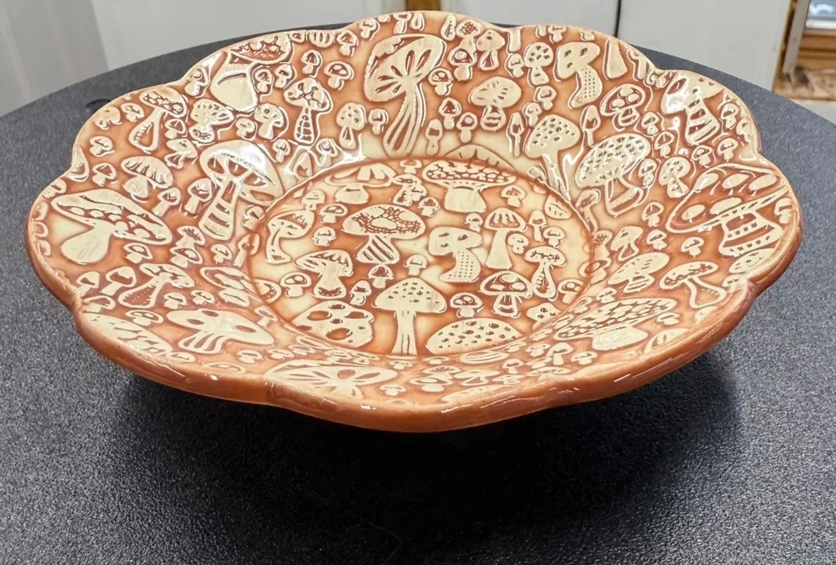 Handbuilt Textured Plates with Celadon Glazes Workshop