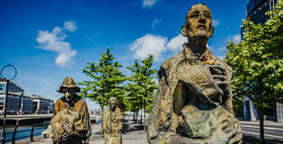 Invoice for Final Payment - POLS 487: The Great Hunger as Genocide