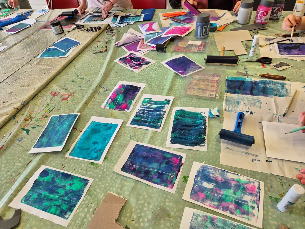 T4: Thursday 7.15pm Doodle Bots (Teen classes/secondary school)