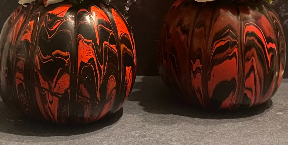 Acrylic Pour Pumpkin Votives!