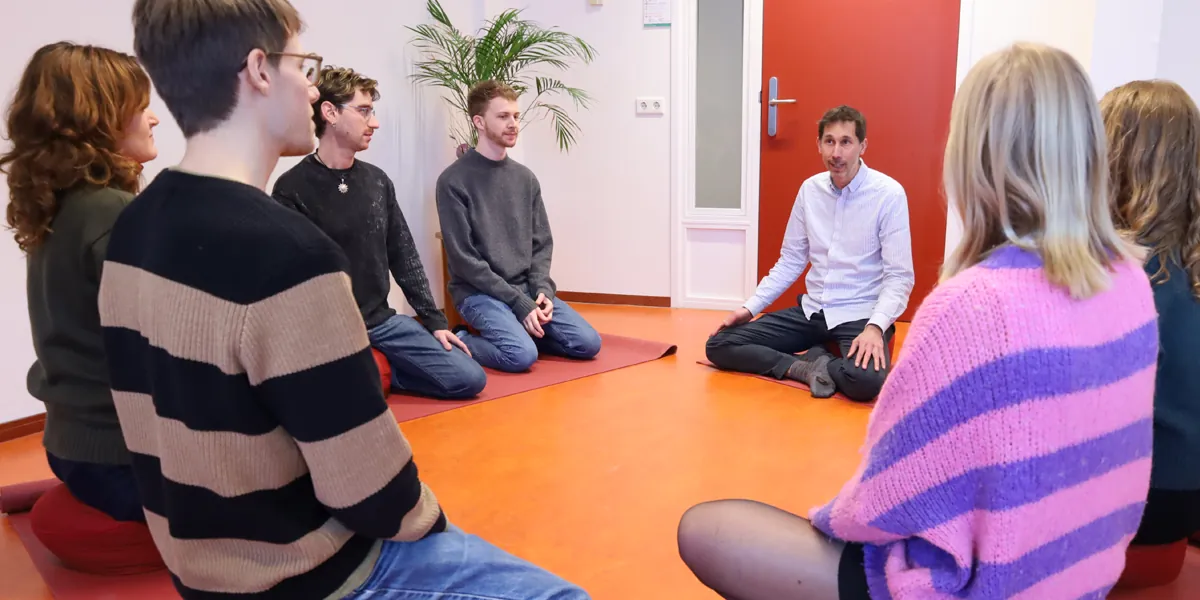 Mindfulness when feeling down and anxious