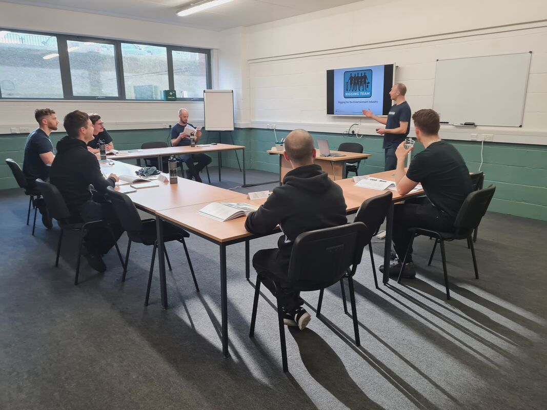 RTT - 0400 - 3 Day Live Event Rigging Course