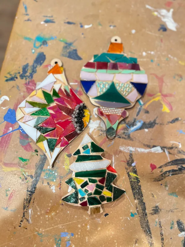 Family Holiday Ornaments Mosaic Workshop