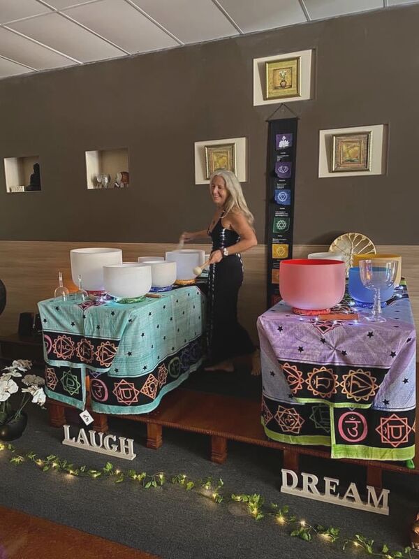 YOGAHEALTH Currajong Healing for Health & Happiness a Bespoke Organic Fusion of Sound Therapy Breath Meditation  FREQUENCY & SOUND HEALING REST JOURNEY. BODY, BREATH, SOUND, QUARTZ CRYSTAL SINGING BOWLS, PLANETARY GONG THERAPY REST and RESTORE $40 with Qualified Therapist 🤍✨🎶