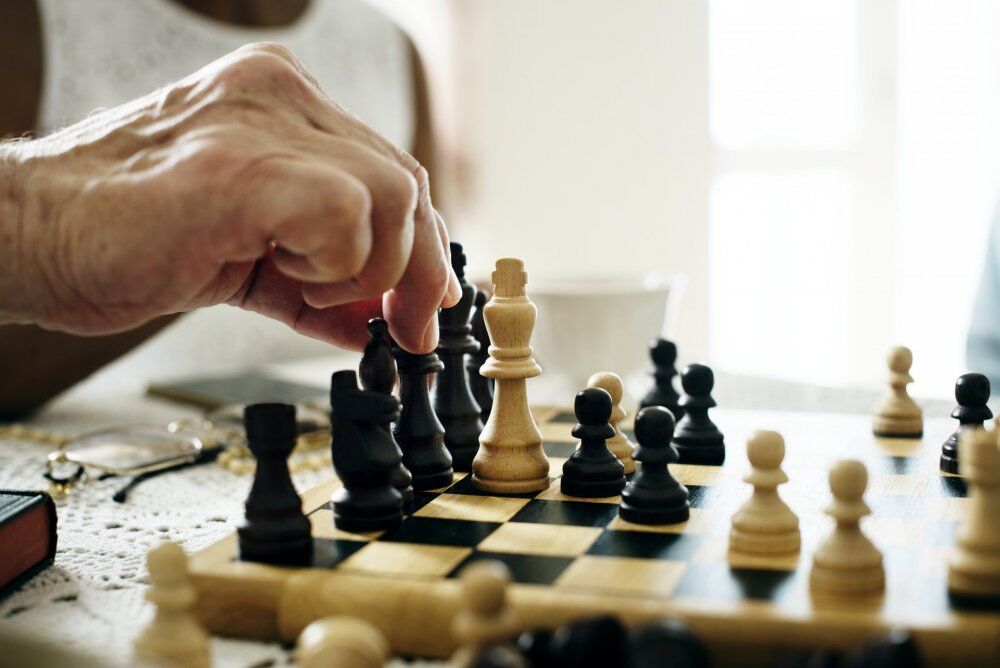 Intermediate Chess (No Beginners) - Wednesday 10:00 to 11:55 -- (Fred Schwab)