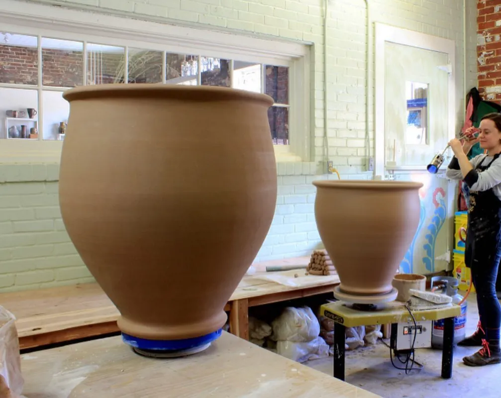 No Limit Pottery! - Large Pot Making with Kate Waltman