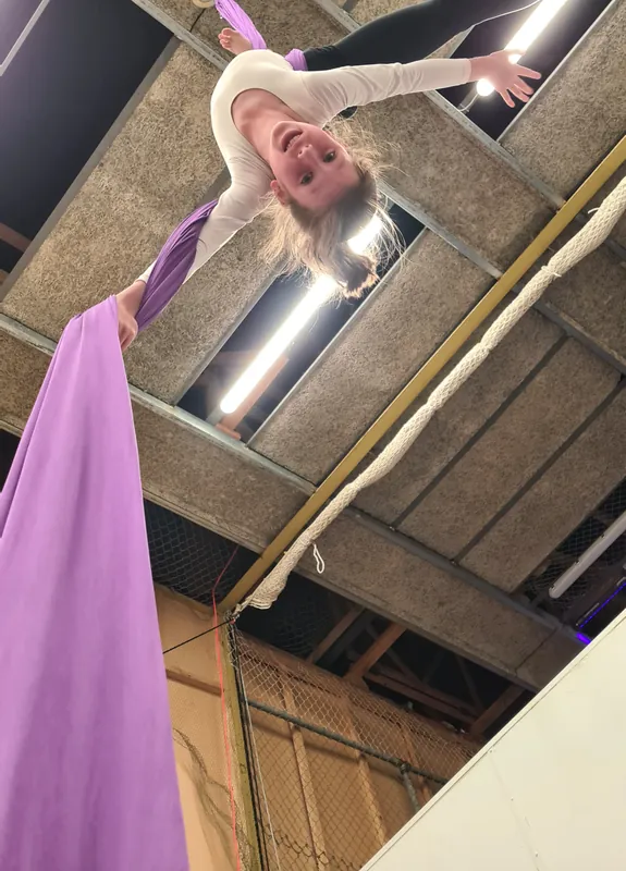 Kids Aerials (Level 1 & 2 Trapeze & Fabric) 7 & up (4 - 5.30pm SUNDAYS,  6 week block)