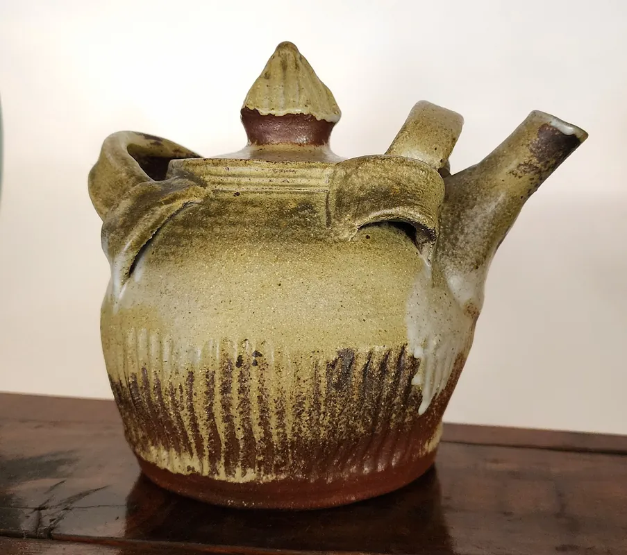 Spouts and Jugs: Intermediate Pottery