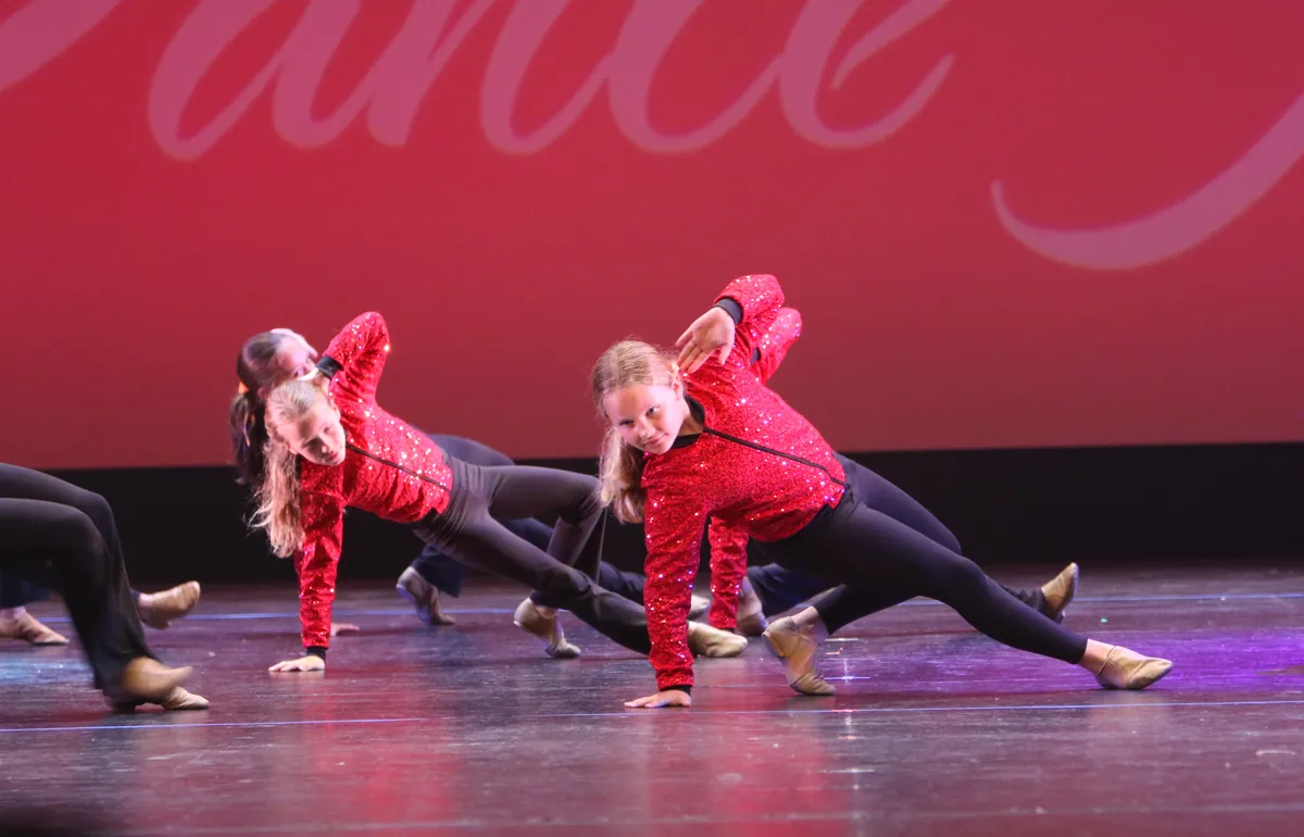 FRI 330 Hip Hop II (Grades 3+)