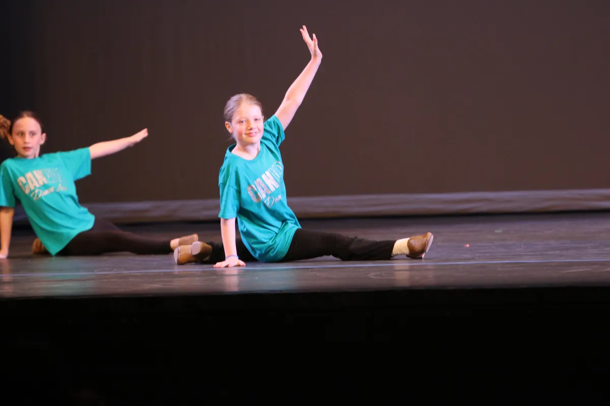 FRI 445 Jazz II (Grades 3+)