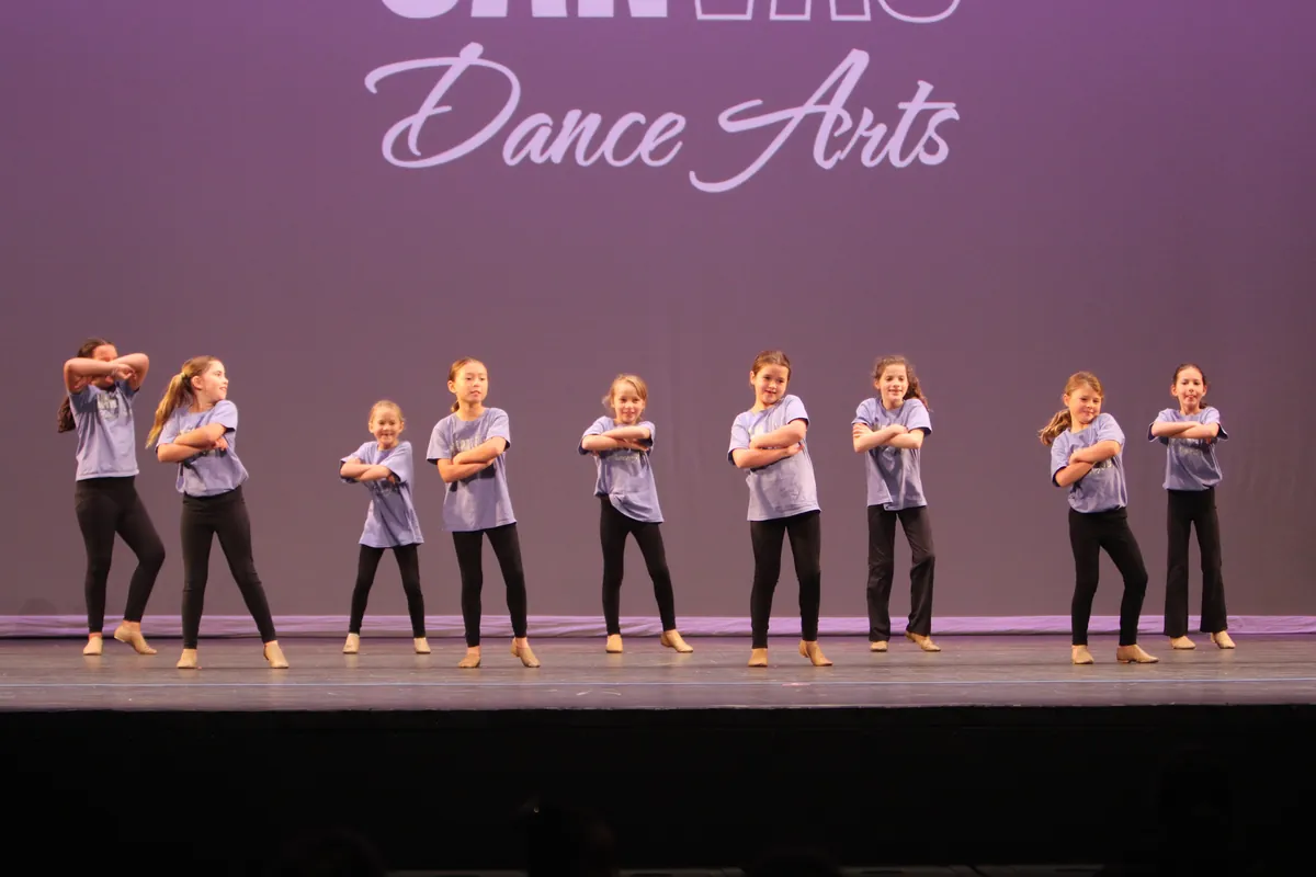 WED 305 Burkes private group Hip Hop I (1st grade)