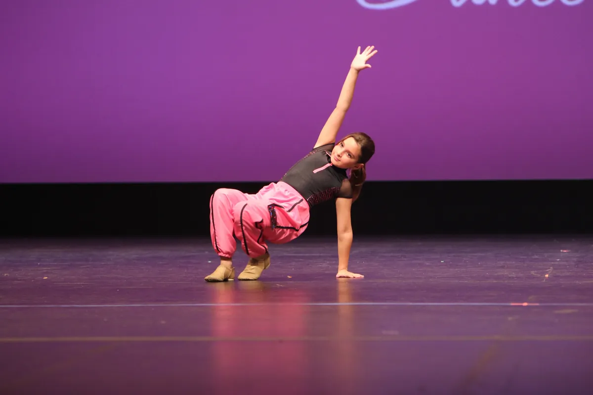 THU 400 Hip Hop I (Grades 1-3)