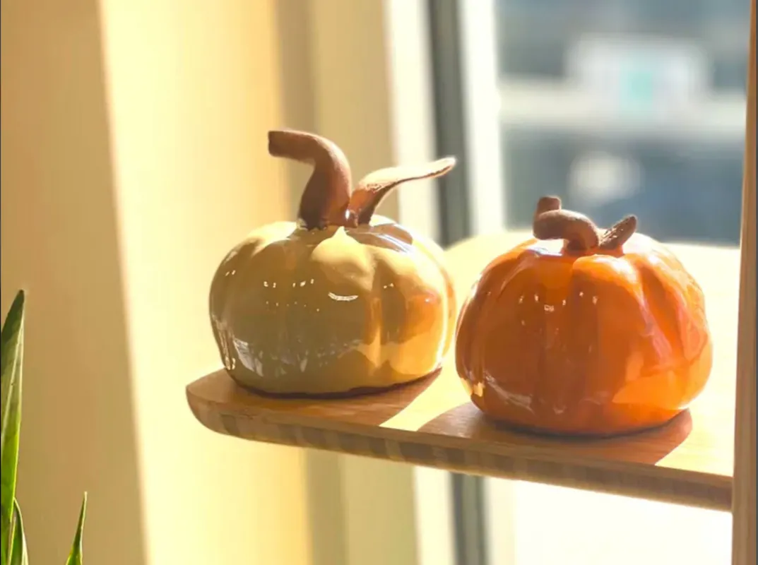 Pinch Pot Pumpkins
