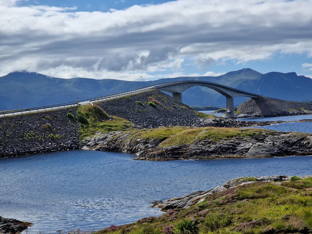 Südnorwegen – Motorradabenteuer zwischen Fjorden, Bergen und Natur pur (12 Tage), inkl. Fähren!