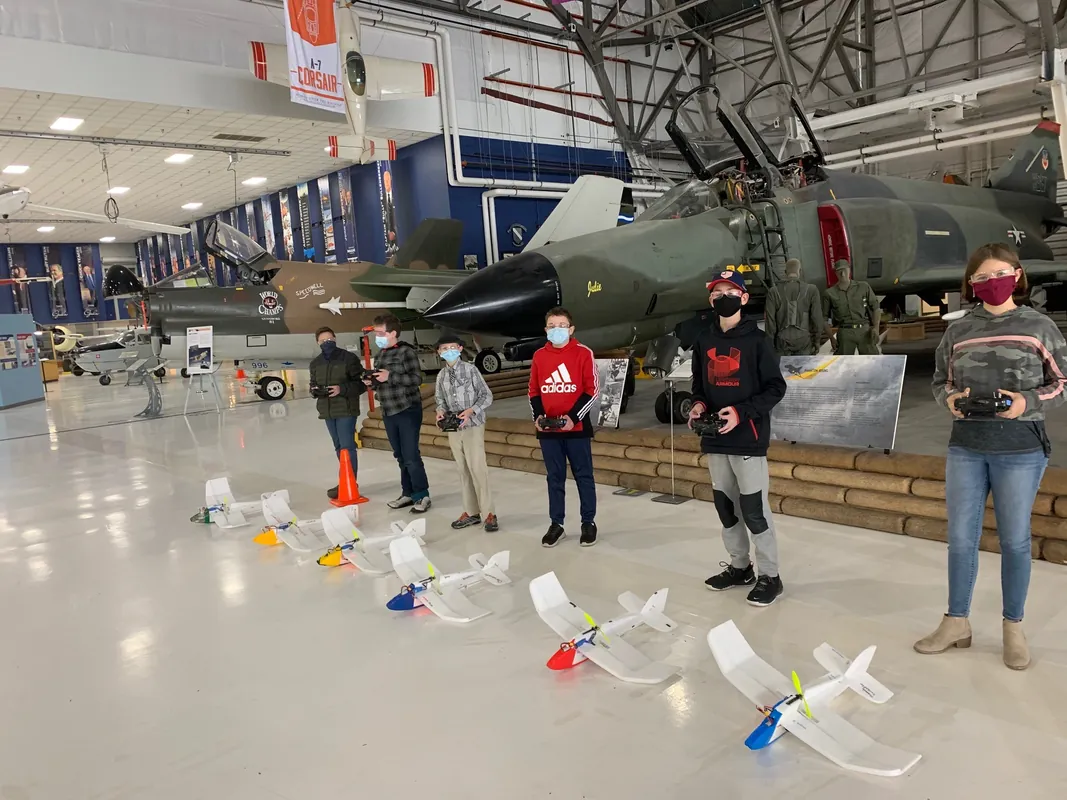 Intro to RC Aircraft (Capacity: 10) LAB FEE: $250 Middle School