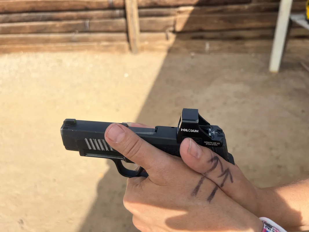 SIRT Fundamentals of Pistol > Lesson 2 of 6
