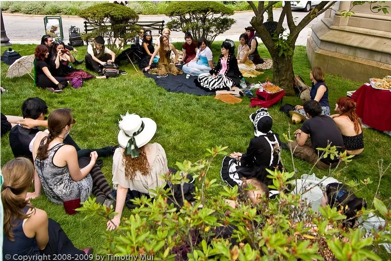 The Noticing Game - Unserious Focus