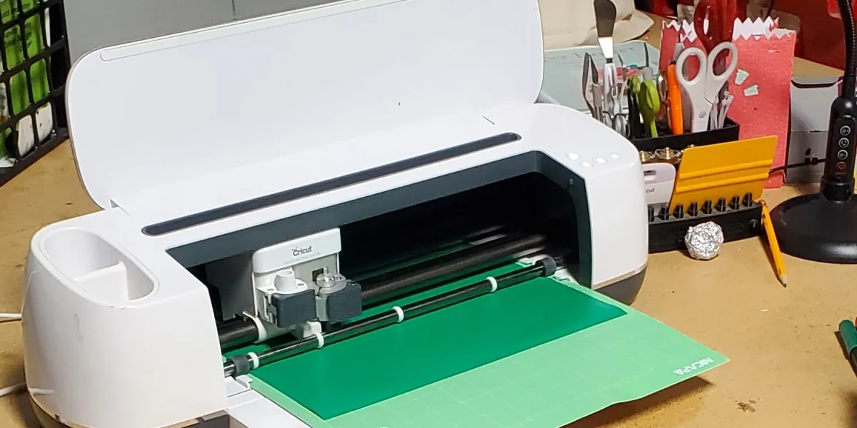 Intro to Cricut Design Space and Heat Transfer Vinyl