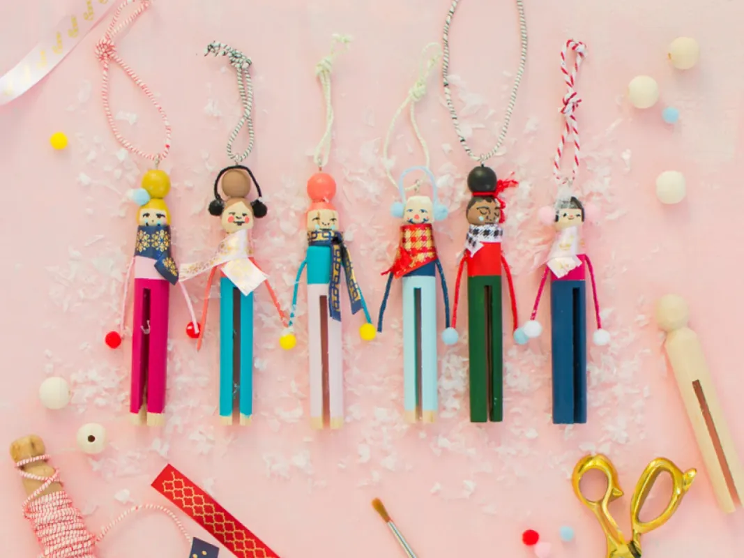 Merry Magic Makers: A Mother–Daughter Creative Adventure